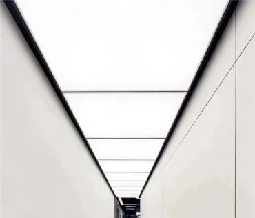 高品質辦公樓裝飾貼膜實景案例—PVC木紋膜施工