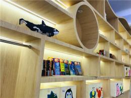 來看一下使用木紋膜施工后的幼兒園是什么樣子吧