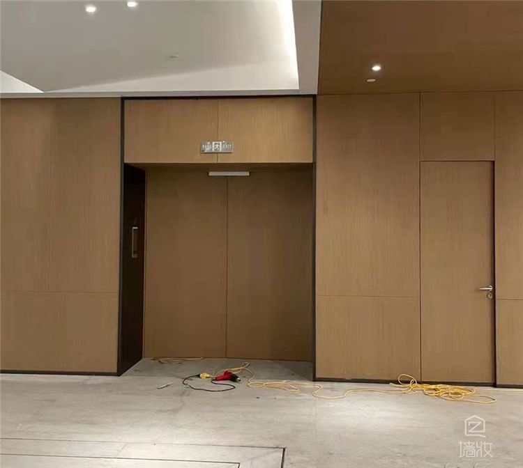 售樓部裝飾貼膜施工