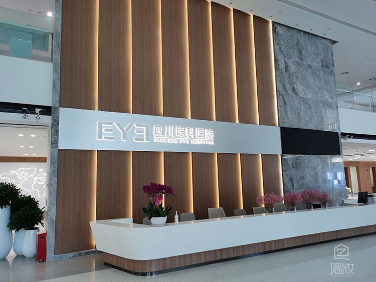 四川眼科醫(yī)院貼膜施工項(xiàng)目