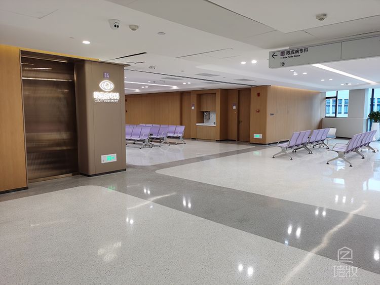 四川眼科醫(yī)院貼膜施工項(xiàng)目